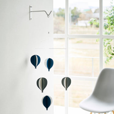 벽부착형 다용도 행잉걸이 타워