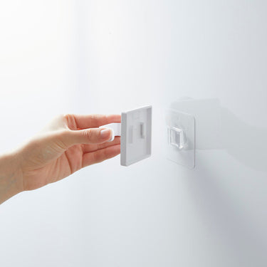 접착식 스프레이 후크 타워