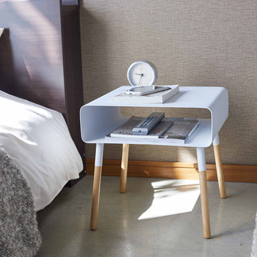 낮은 높이 사이드 수납 테이블 플레인