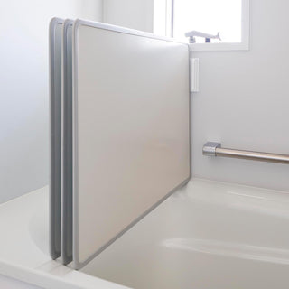 Bathtub Cover & Mat Storage